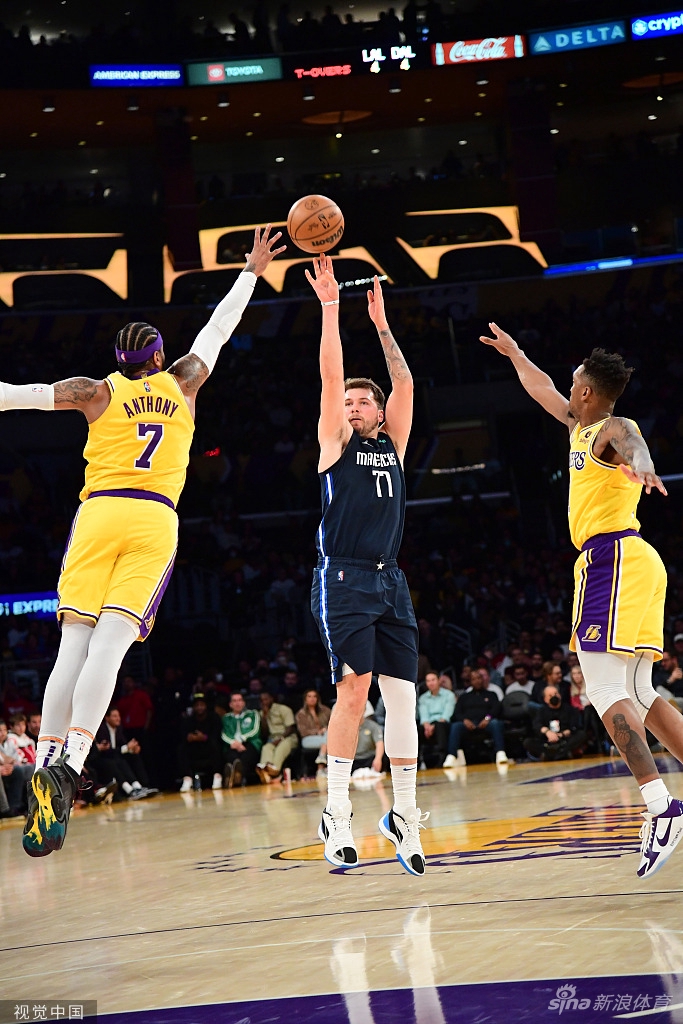 [NBA]独行侠109-104湖人 詹姆斯空砍24+12