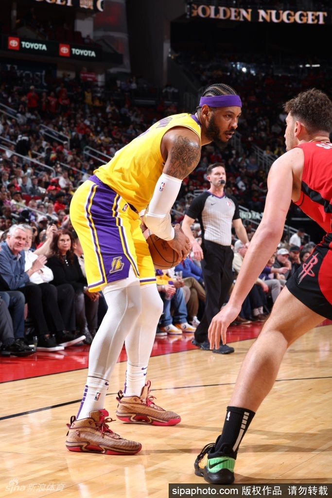 [NBA]湖人130-139火箭 詹姆斯空砍三双