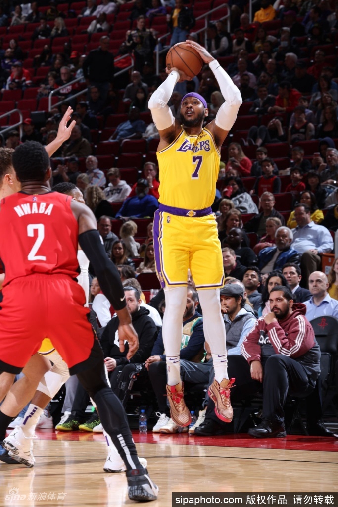 [NBA]湖人130-139火箭 詹姆斯空砍三双