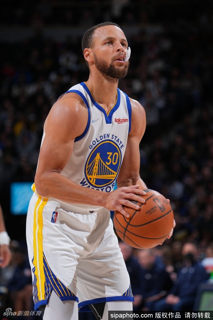 [NBA]勇士113-102掘金 库里砍34分9板