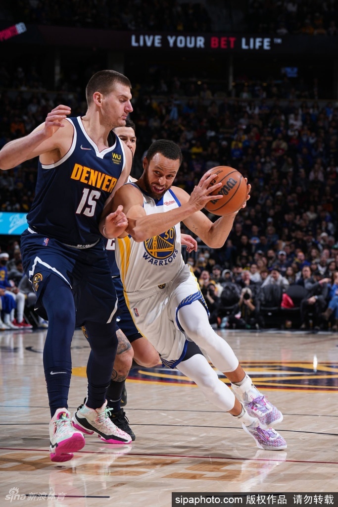 [NBA]勇士113-102掘金 库里砍34分9板