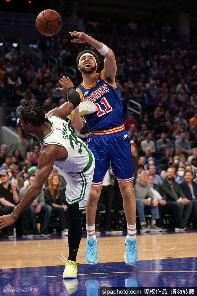 [NBA]凯尔特人110-88勇士 库里受伤离场只得3分