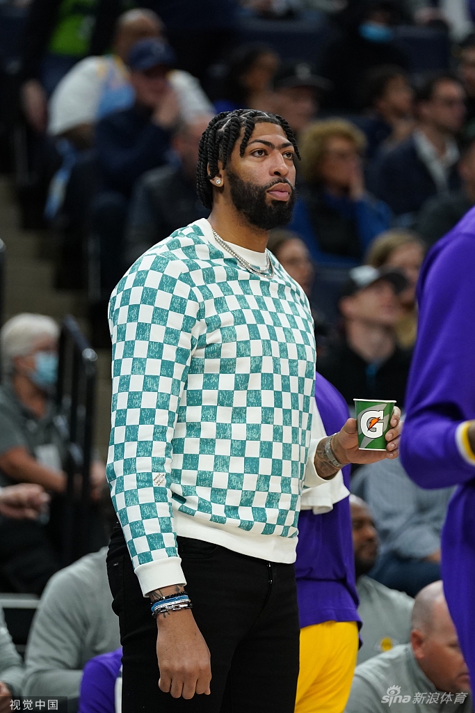 [NBA]湖人104-124森林狼 詹姆斯19分