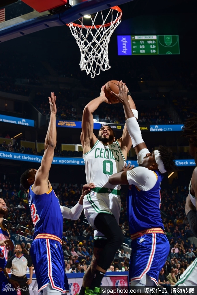 [NBA]凯尔特人110-88勇士 库里受伤离场只得3分