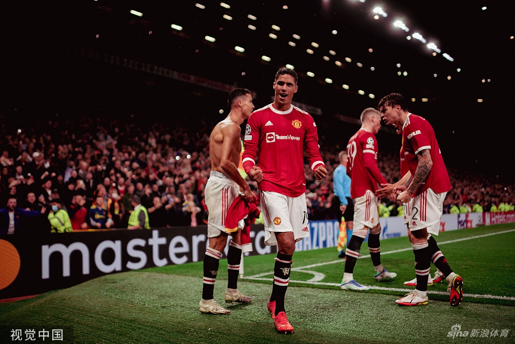 [欧冠]曼联2-1比利亚雷亚尔 C罗95分钟绝杀