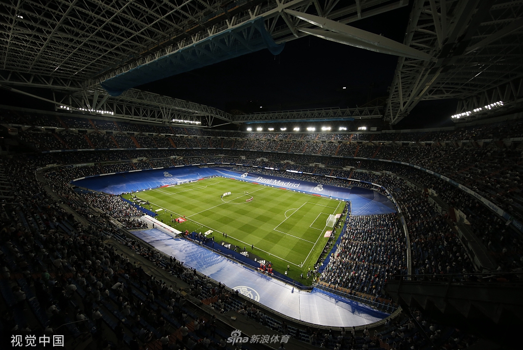 [西甲]本泽马戴帽 皇马5-2塞尔塔