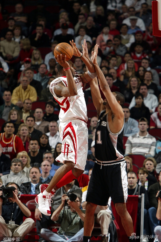 麦蒂时刻！17年前的今天35秒13分上演