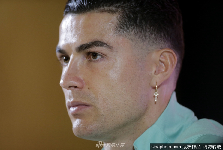 C罗：我的未来我自己决定 没葡萄牙就没世界杯