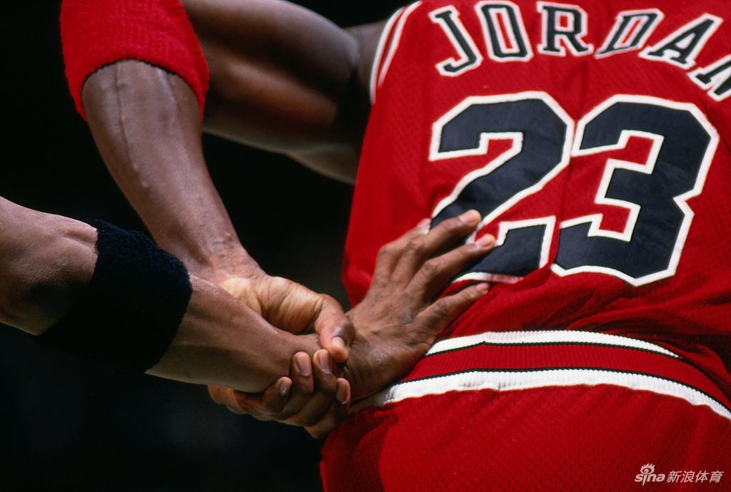 哪位球星的球衣是你的最爱？乔丹科比詹姆斯最热门