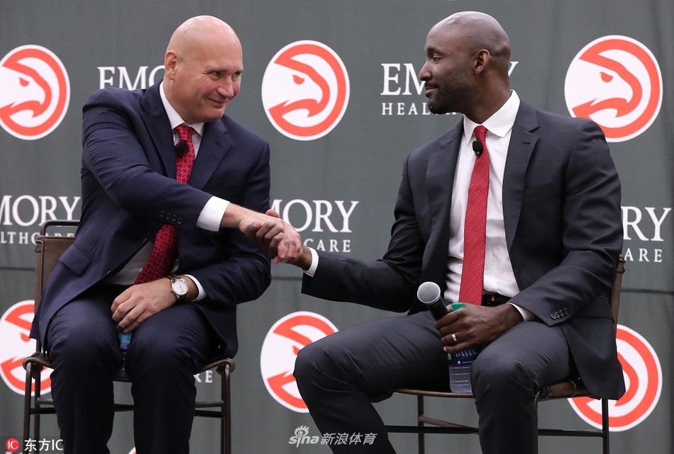 亚特兰大老鹰新帅正式亮相