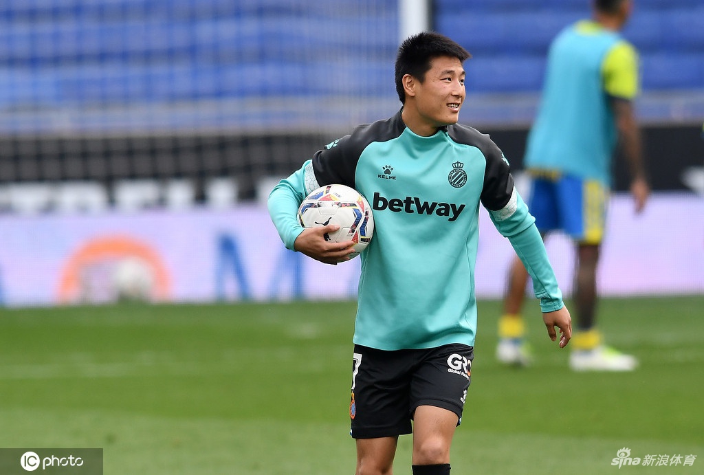 [西乙]西班牙人4-0大胜 武磊未能出场