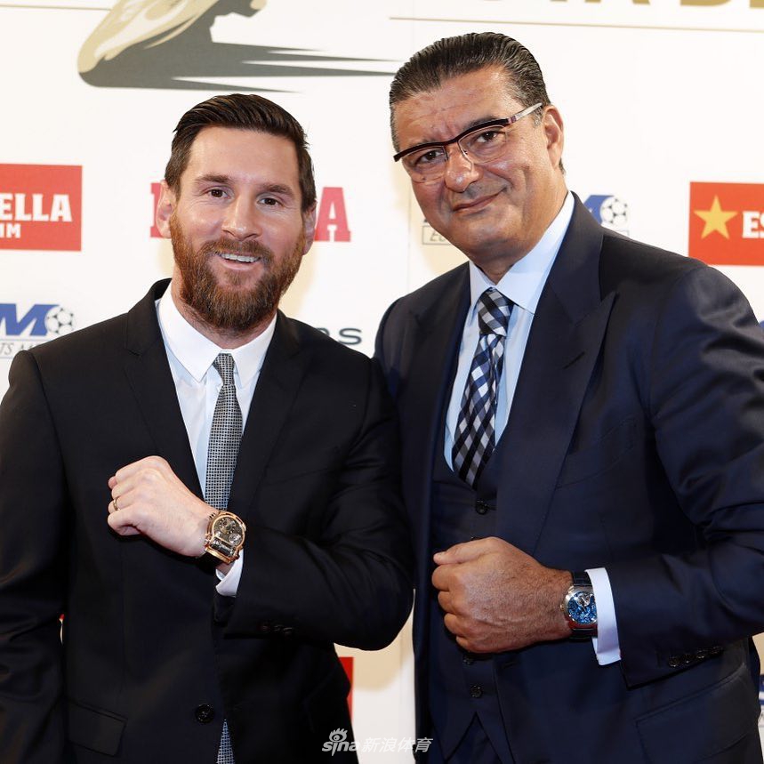 梅西为代言手表拍写真 成功男人典范