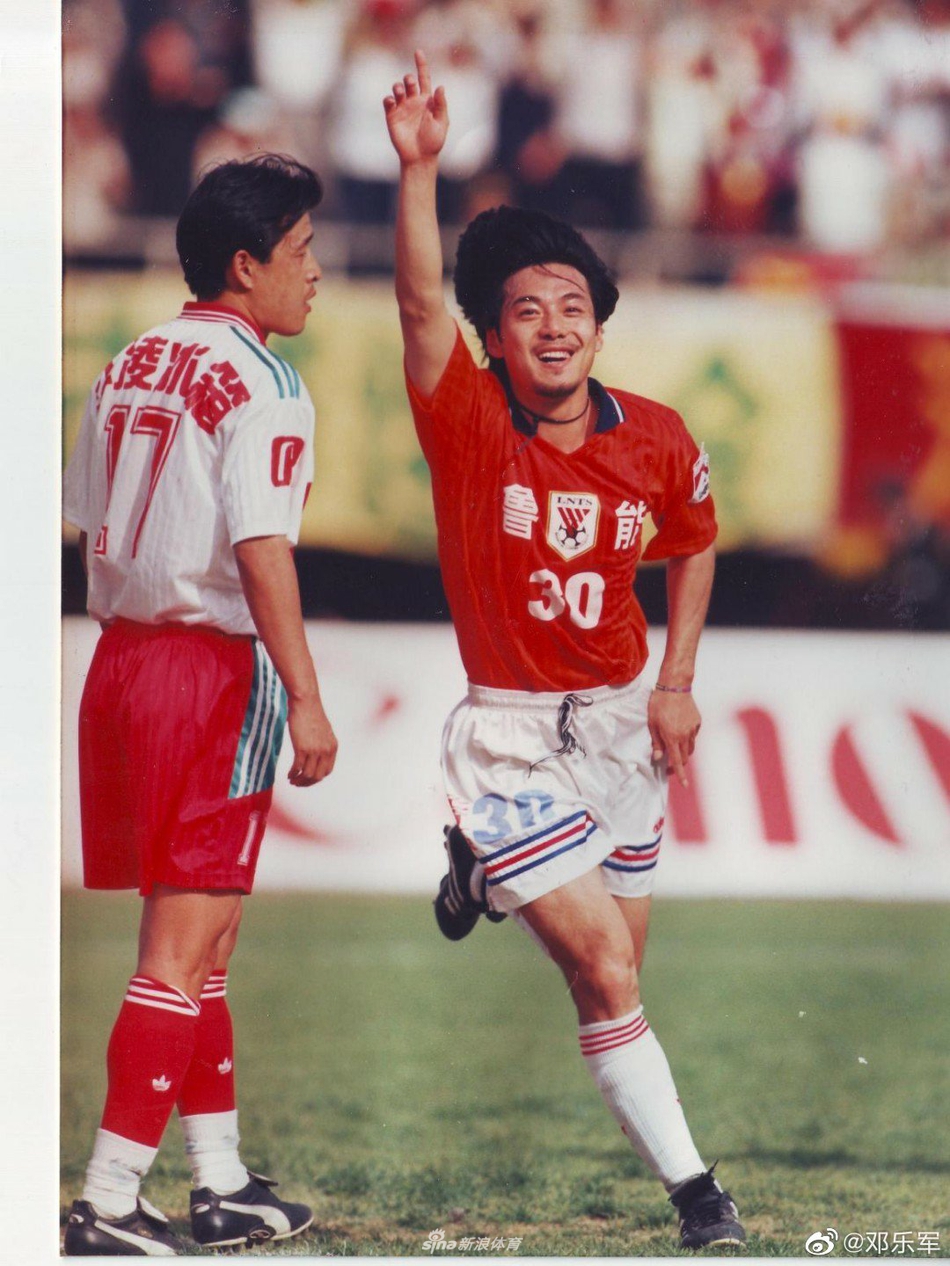 时光一去不复返 老国安邓乐军忆往昔