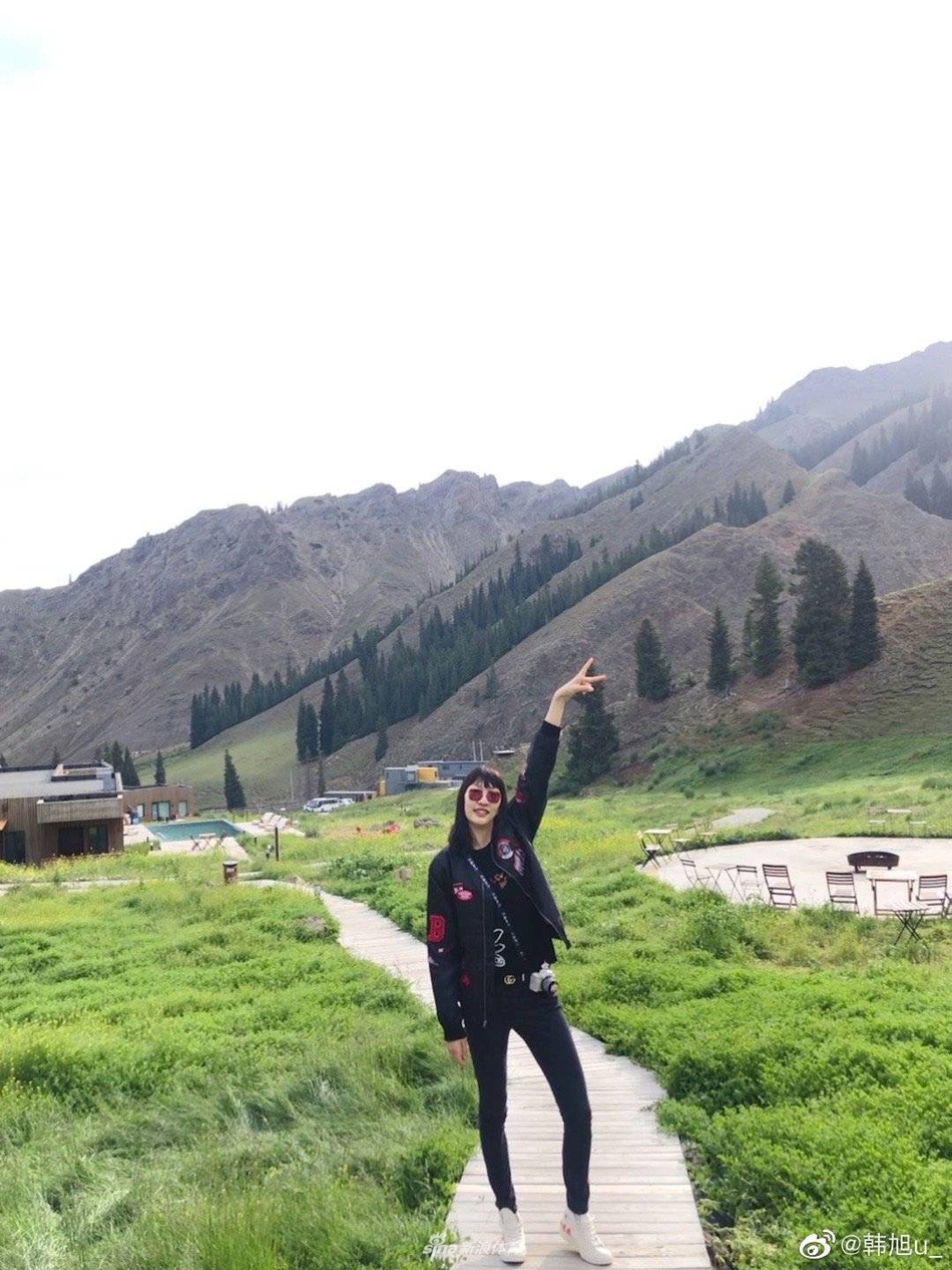 女篮韩旭晒旅行照 戴墨镜凹造型超酷