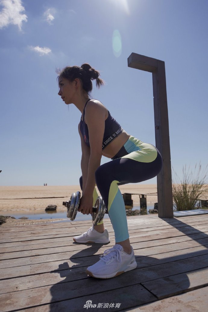 运动博主周六野晒运动美拍活力满满