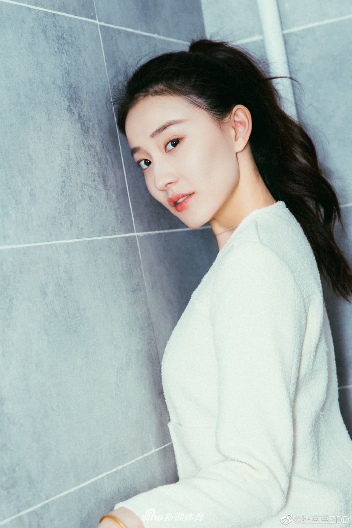 艺体女神张豆豆神仙颜值写真照曝光