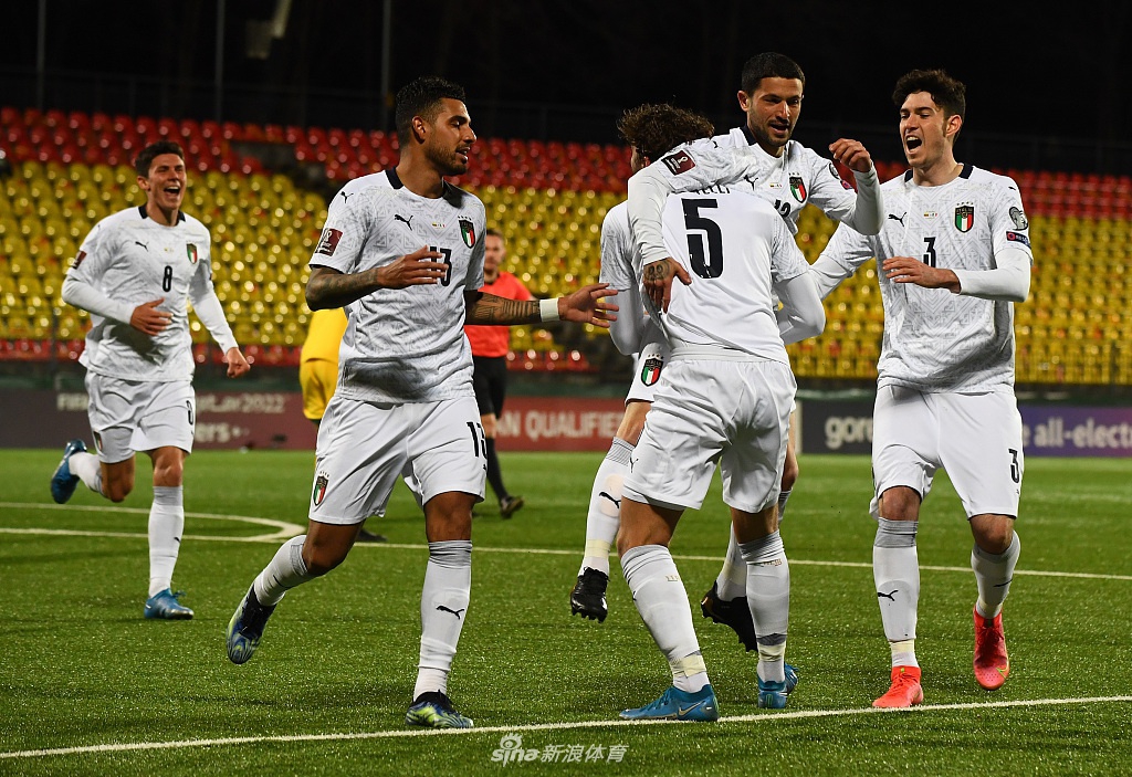 [世预赛]意大利2-0立陶宛 国米两中场立功
