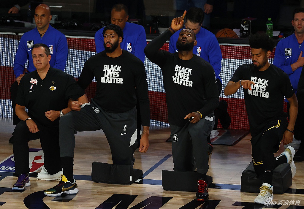 为抗议黑人被警察连射7枪 NBA球队决定罢赛