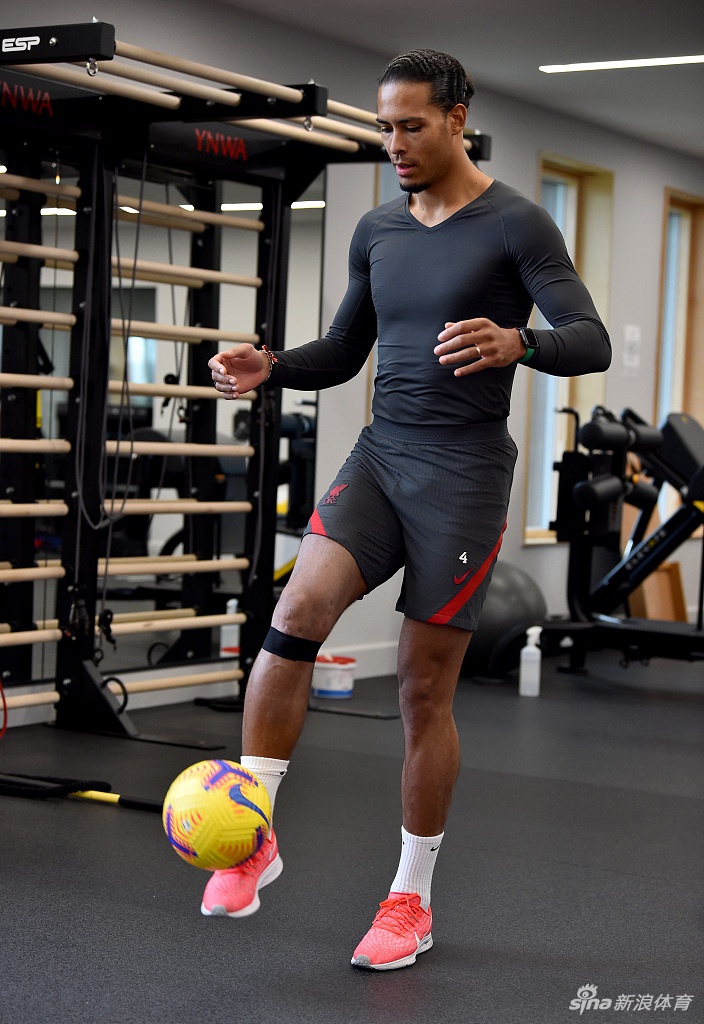 范戴克与戈麦斯回归利物浦训练训练