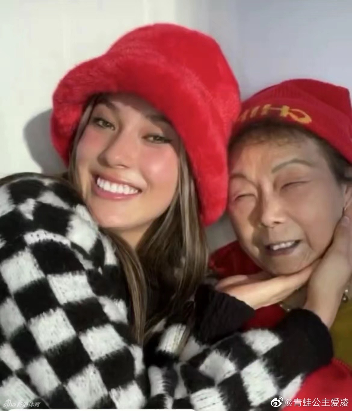 谷爱凌欢度三八妇女节：庆祝自己与生俱来的光彩