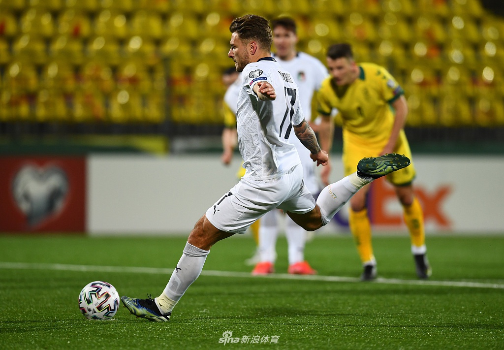 [世预赛]意大利2-0立陶宛 国米两中场立功