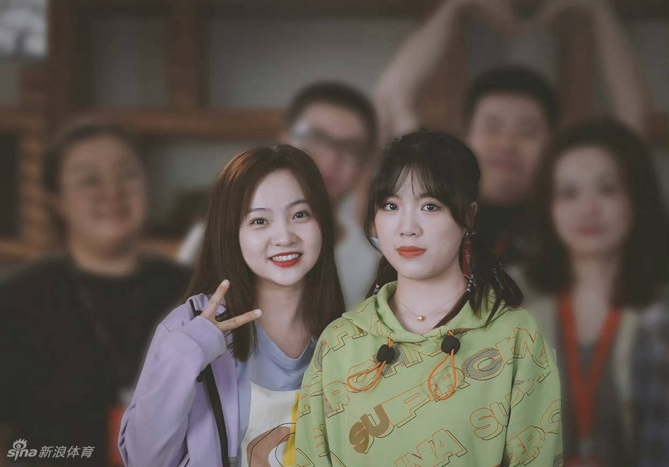 林妙可成功追星奥运冠军杨倩