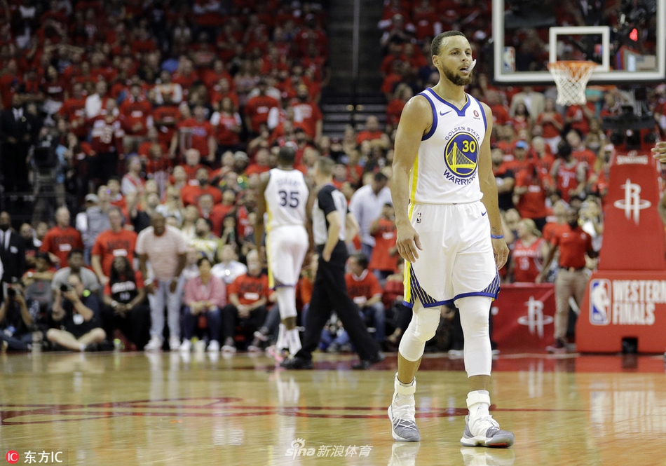 水花变一潭死水 库里汤神手感冷酷到底