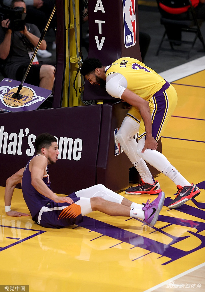 [NBA季后赛]太阳95-109湖人 浓眉豪取34分11篮板