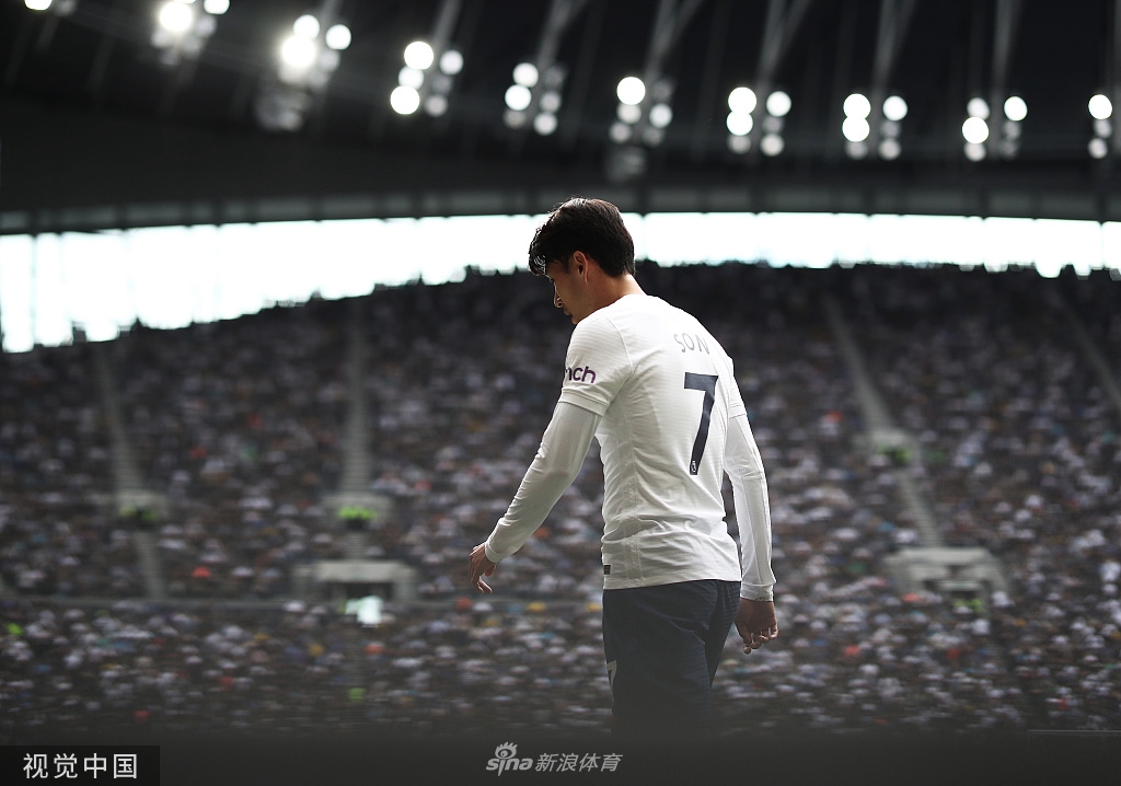 [英超]热刺1-0沃特福德 孙兴O任意球破门