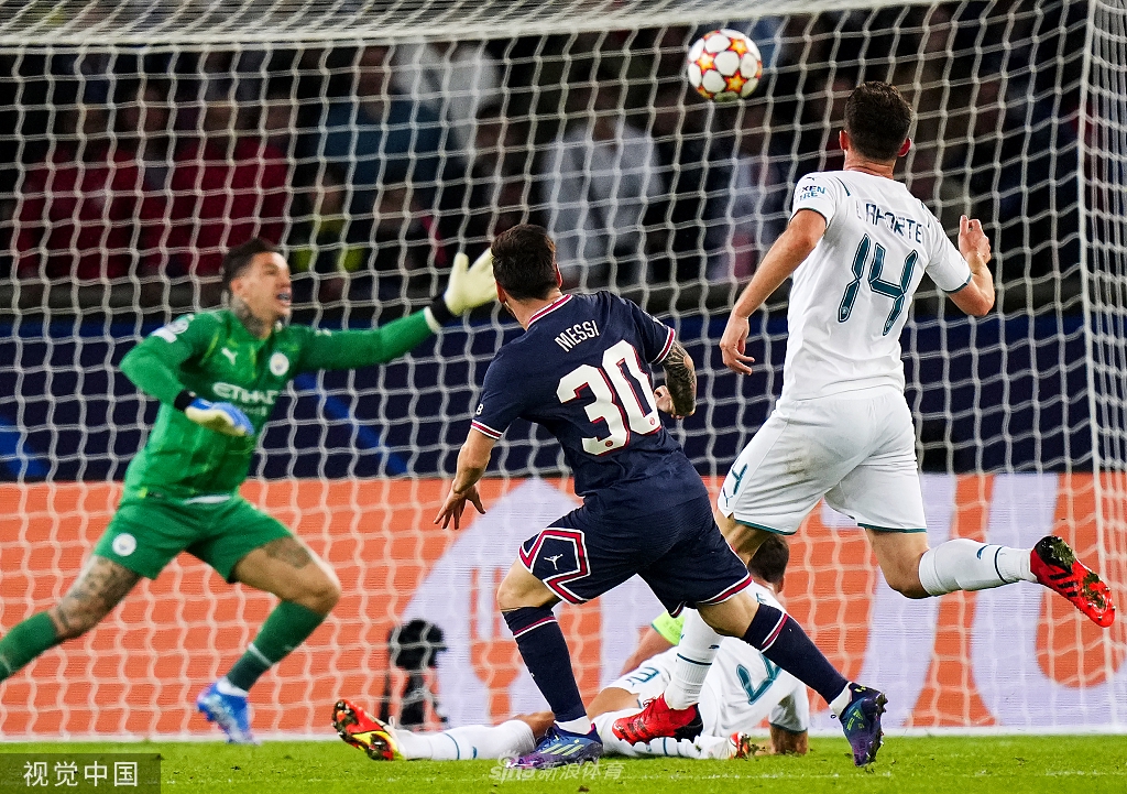 [欧冠]大巴黎2-0曼城 梅西破门
