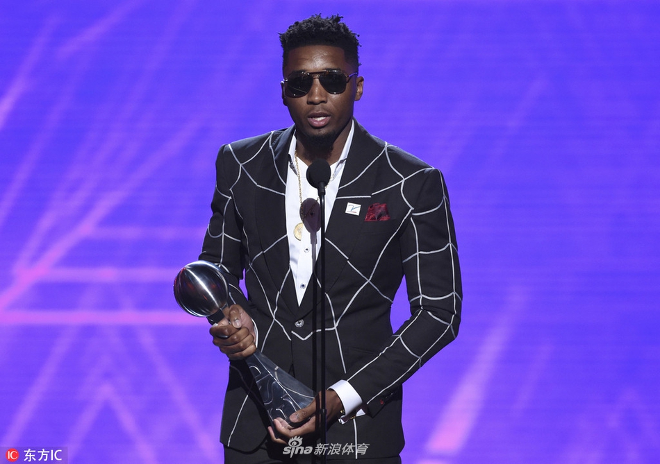 2018年ESPY颁奖礼：米切尔荣获最佳突破运动员奖