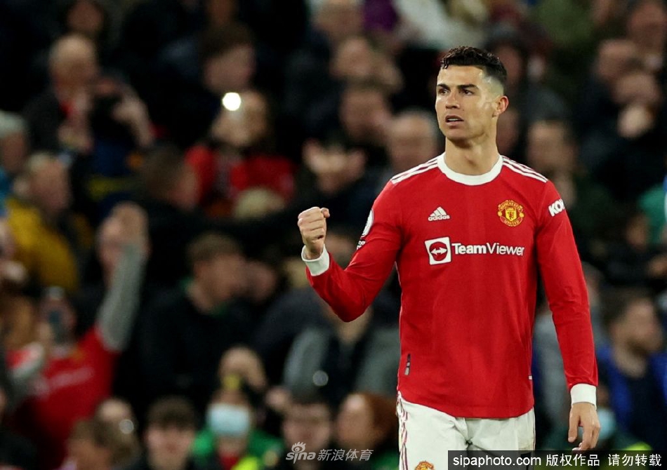 37岁的C罗单赛季打入17粒联赛进球 英超历史首人