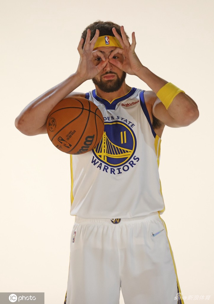 [NBA]勇士队媒体日库里汤神合体