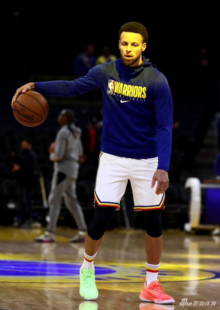 库里正式归来！金州大佬赛前热身不见伤病影响