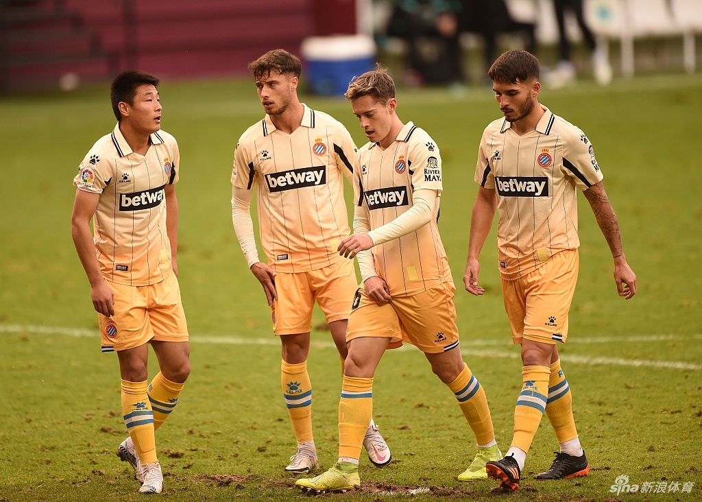 [西乙]西班牙人3-0收获4连胜 武磊替补吃黄牌