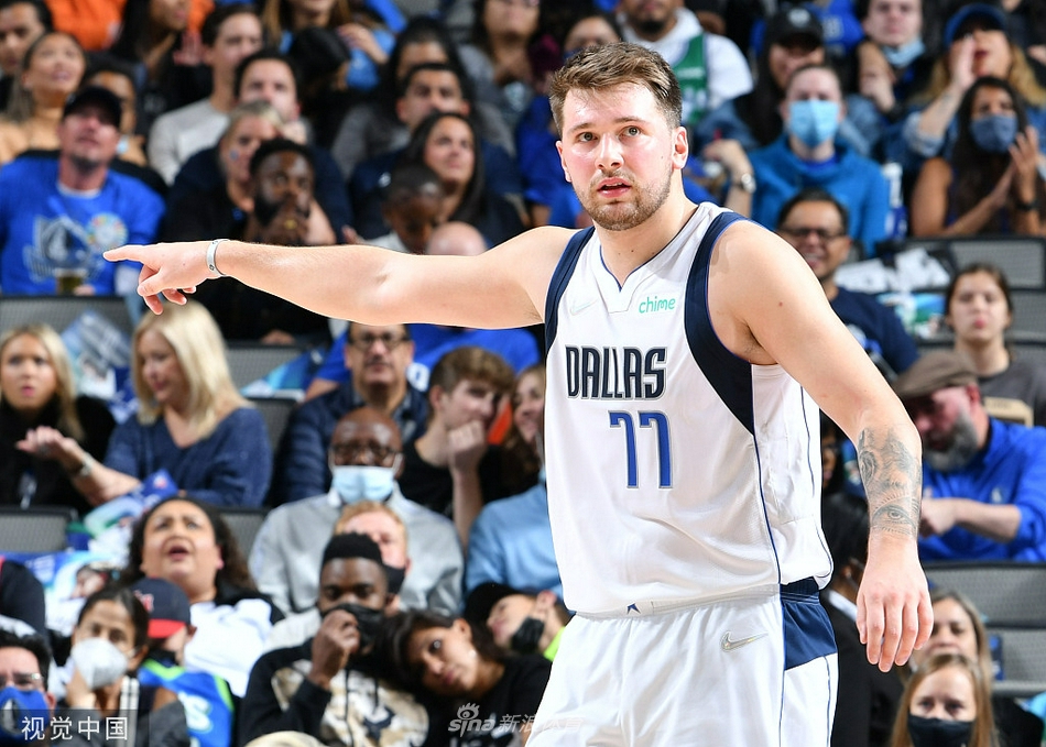 [NBA常规赛]马刺99-104独行侠