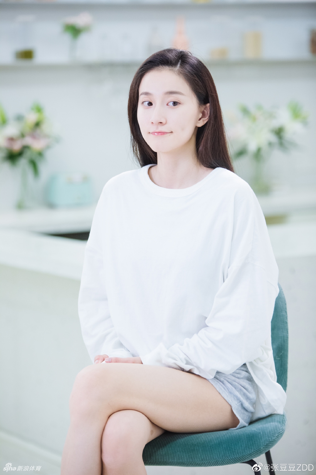 艺术体操女神张豆豆晒综艺剧照:迎着浪花向前冲