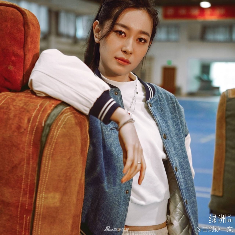 击剑女神孙一文：虽然过去不会改变 但未来可以