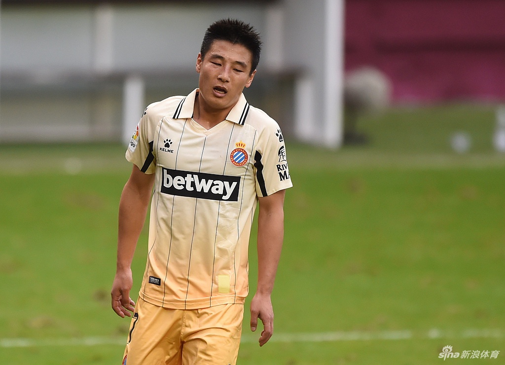 [西乙]西班牙人3-0收获4连胜 武磊替补吃黄牌