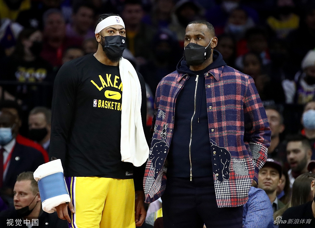 [NBA]湖人87-105负76人 浓眉空砍31分