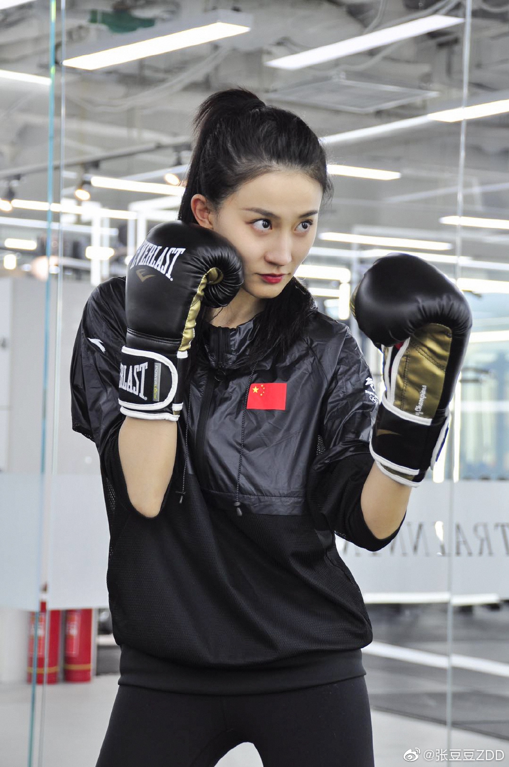 绝美!艺体女神张豆豆清纯风美拍