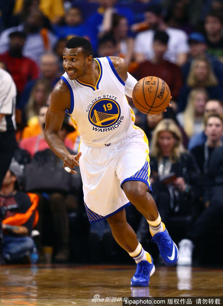 “巴西闪电”巴博萨正式宣布退役 加入勇士教练团队