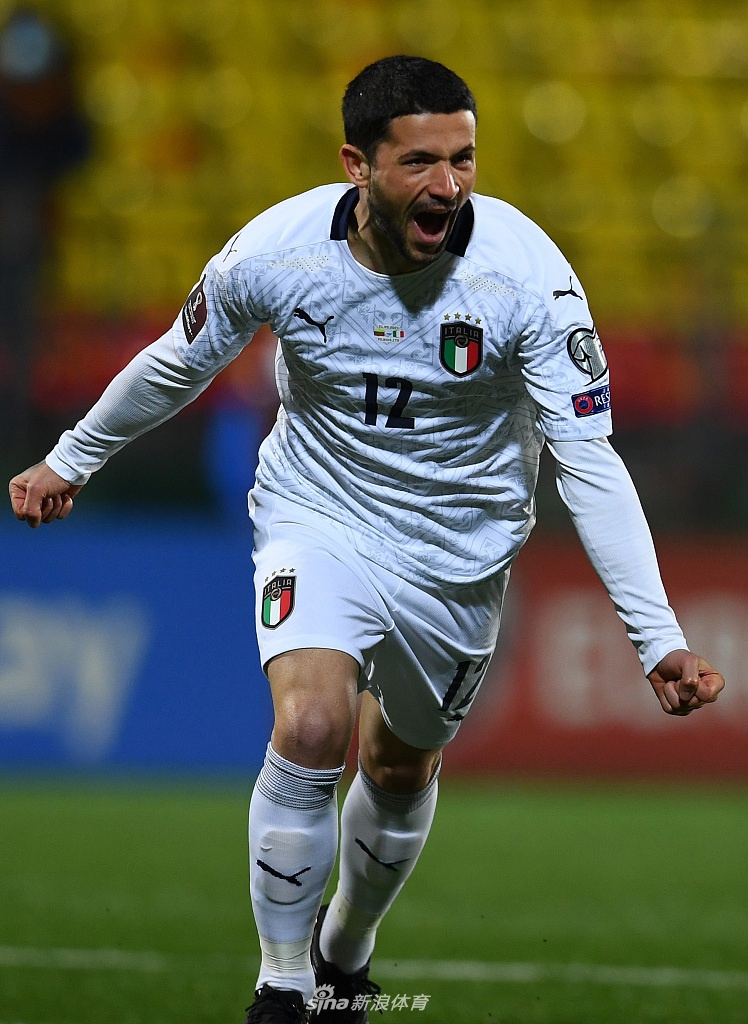 [世预赛]意大利2-0立陶宛 国米两中场立功