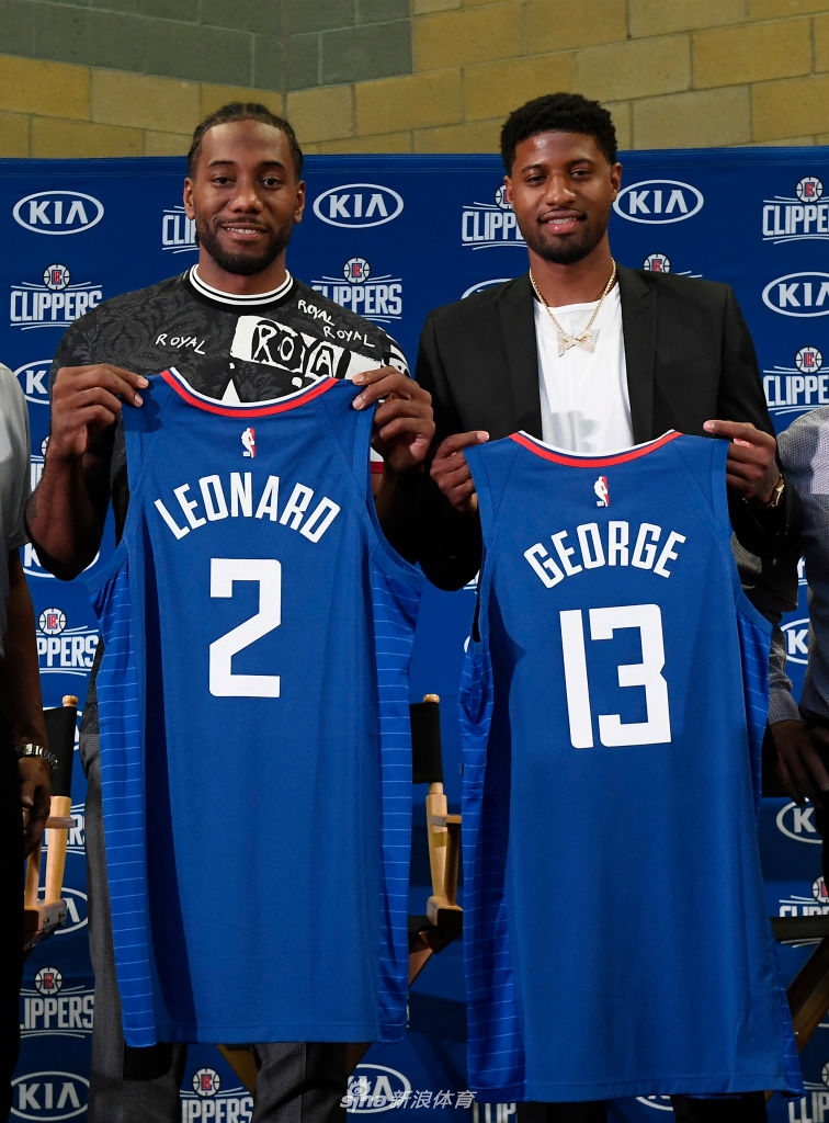 快船两大超巨聚首