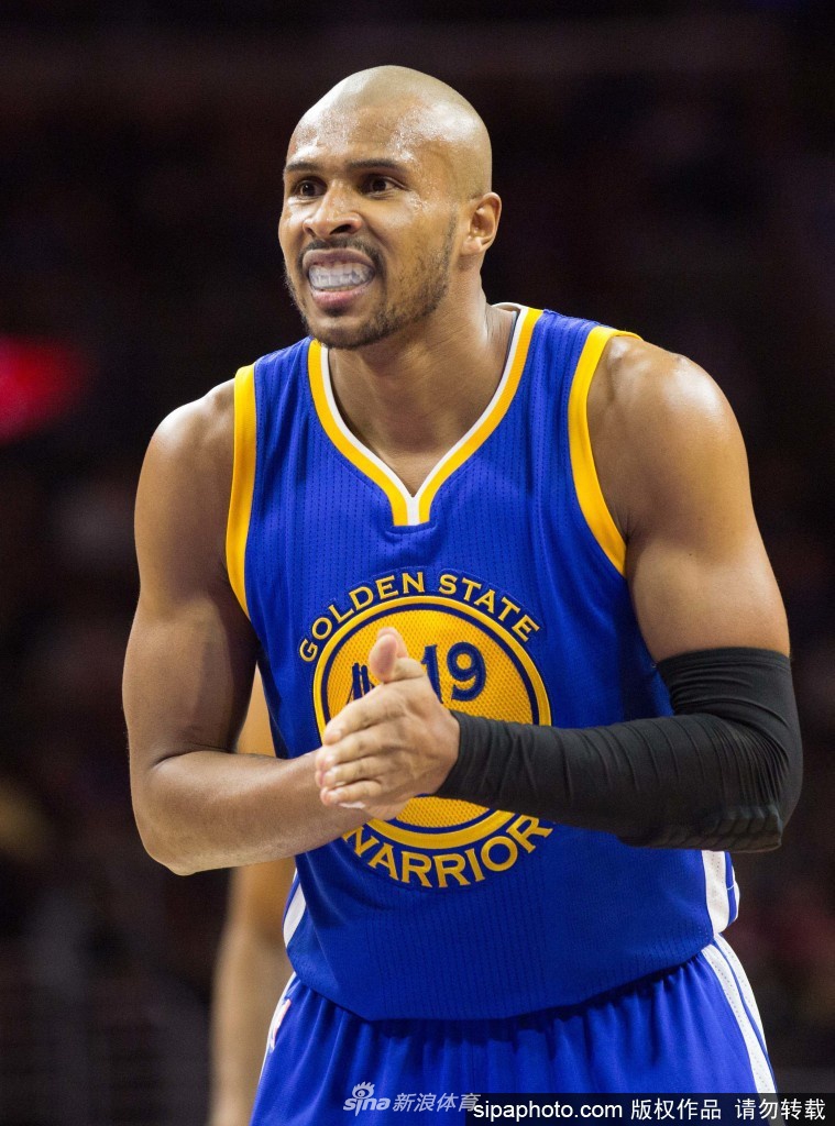 “巴西闪电”巴博萨正式宣布退役 加入勇士教练团队