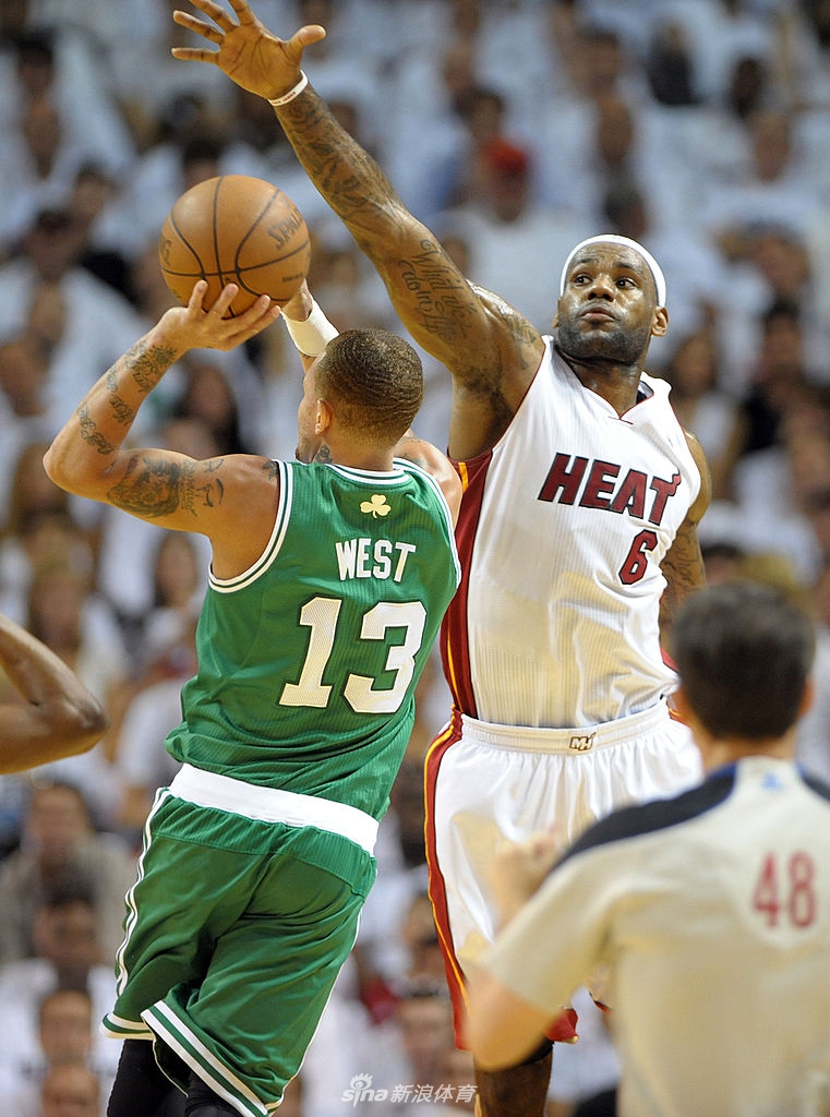 韦斯特和詹姆斯的逆缘