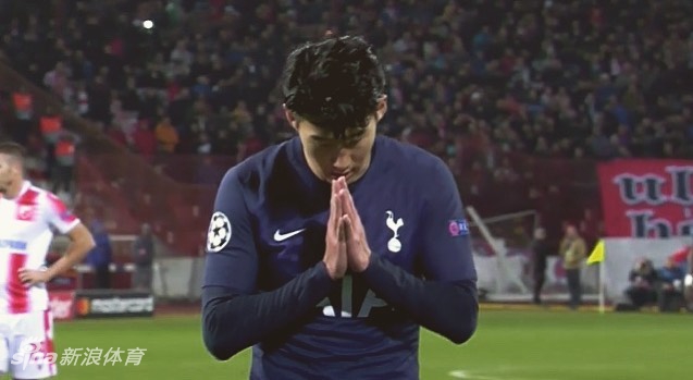 赞!孙兴O进球后双手合十致意戈麦斯