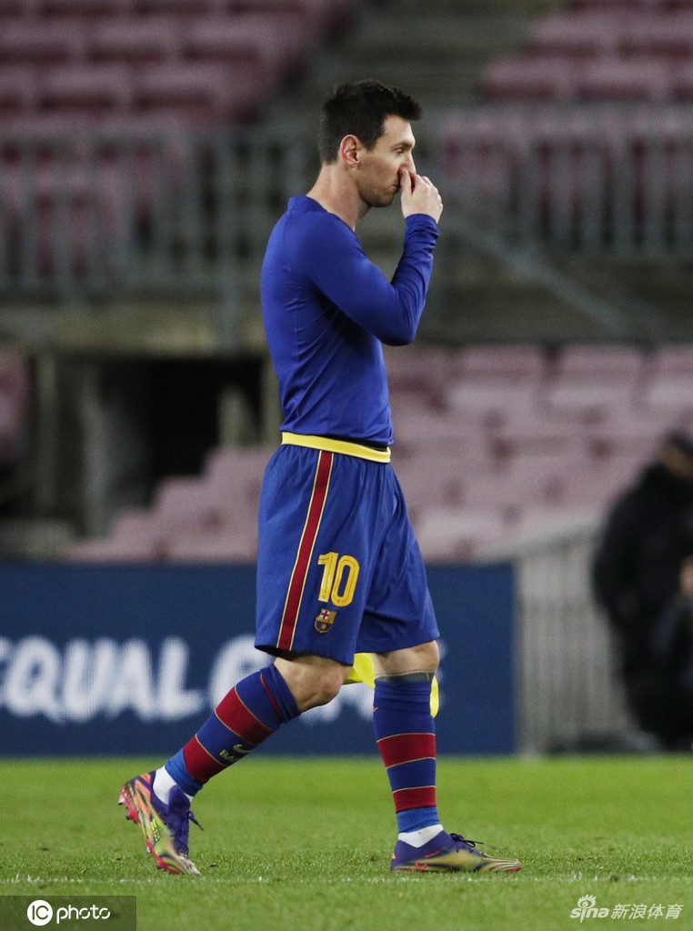 [欧冠]巴萨主场0-3尤文 C罗2球改写纪录