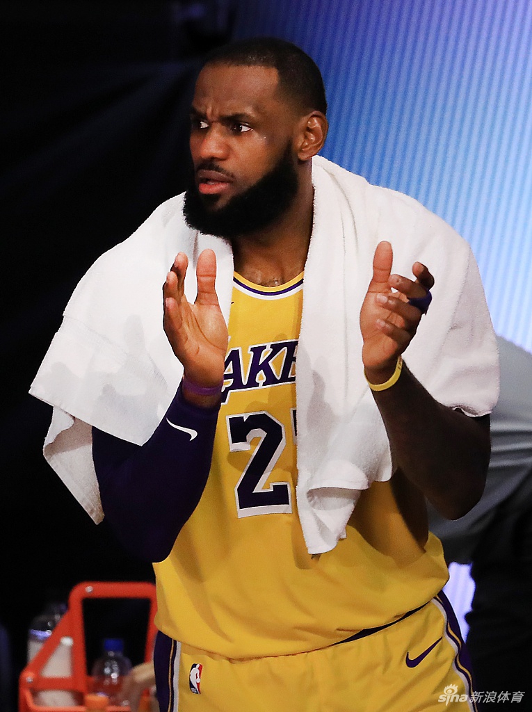 [NBA季后赛]湖人110-100获胜 总分3-1领先