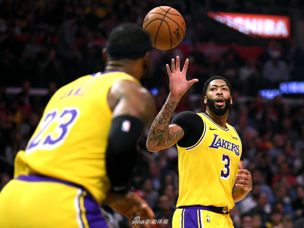 [NBA常规赛]湖人102-112快船 卡哇伊30分